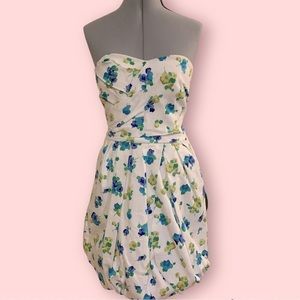 Davids Bridal Blue Floral Balloon Hem Strapless New Formal Dress Size 4.